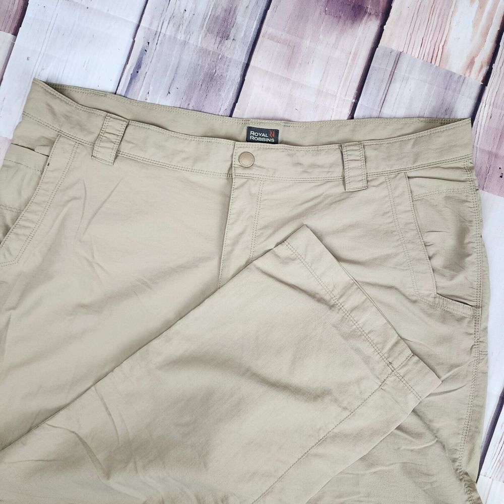Royal Robbins Mens 42x30 Beige Tan Hiking Stealth‎ Cargo Zip Outdoor Nylon Pants